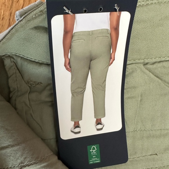GAP NWT Slim Ankle Pants green 26.5” inseam size 12, 16”Waist - Picture 6 of 9
